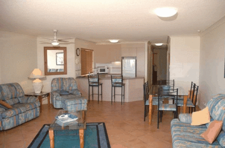Pandanus Shores - Tourism Caloundra