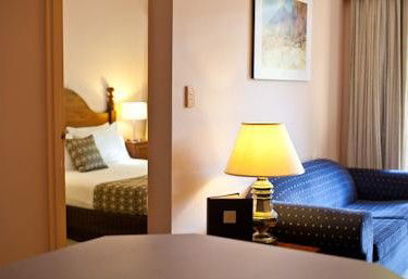 Belmore All Suite Hotel - Tourism Caloundra 4