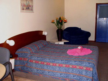 The Village Cabins - Tourism Caloundra 1
