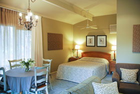 Treetops Bed And Breakfast - Tourism Caloundra 1