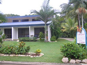 Apollo Jewel Beachfront Apartments - Tourism Caloundra 0