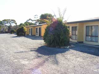 Wool Bay Holiday Units - Tourism Caloundra 2