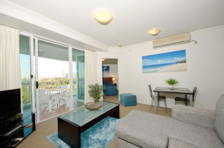 Crystal Bay Resort - Tourism Caloundra 3