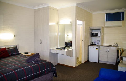 Ventura Motel - Tourism Caloundra 6