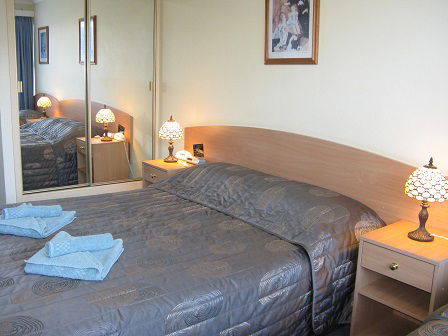 White Manor Motel - Tourism Caloundra 3