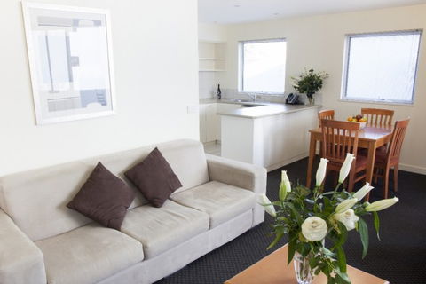 Salamanca Terraces - Tourism Caloundra 4