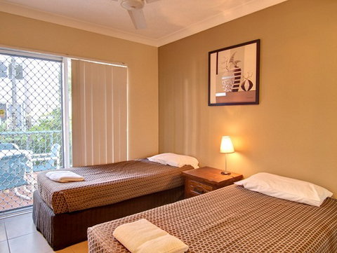 Grande Florida Beachside Resort - Tourism Caloundra 2