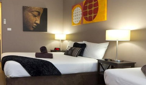 Rosebud Motel - Tourism Caloundra 2