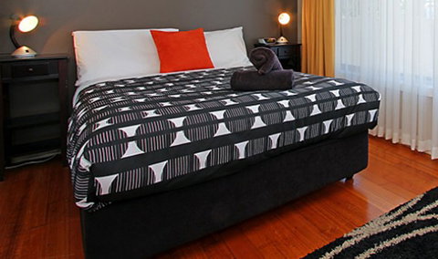 Rosebud Motel - Tourism Caloundra 4