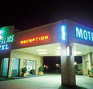Sun Palms Hotel Motel - Tourism Caloundra