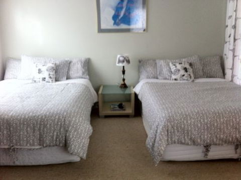 Bardon B&B - Tourism Caloundra 3