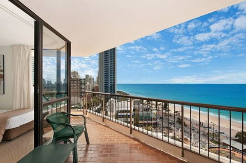 Gold Coast Holiday Stays - Tourism Caloundra 1