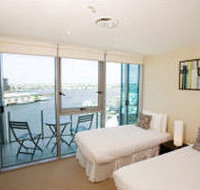 Docklands Apartments Grand Mercure - Tourism Caloundra