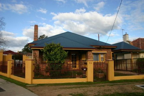 Kenrode House - Tourism Caloundra 1