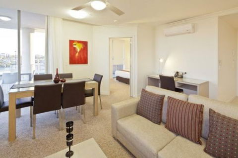 Sudima Suites  - Tourism Caloundra 2