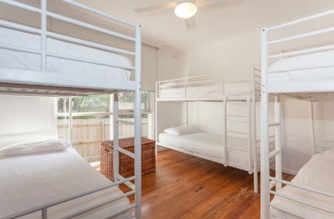 Amour Eva Retreats  - Tourism Caloundra 2