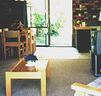 Falls Forest Retreat - Tourism Caloundra