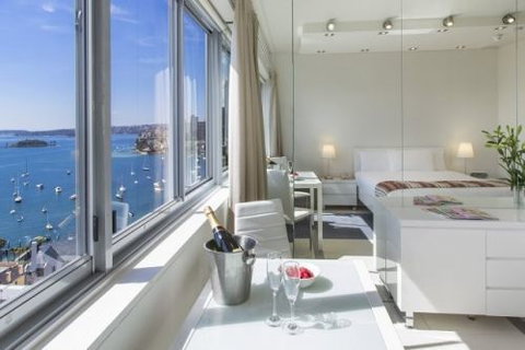 Macleay Hotel And Serviced Apartments - Sydney Accommodation - Tourism Caloundra 1