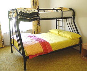 Peelview Court Holiday Accommodation - Tourism Caloundra 0