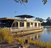 Houseboat Heaven - Tourism Caloundra