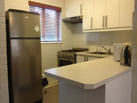 Staywest Apartments - Tourism Caloundra 3
