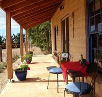 Dee's Villa - Tourism Caloundra