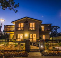 One of a Kind Apartments - Tourism Caloundra