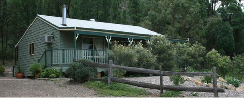 Carellen Holiday Cottages - Tourism Caloundra 0