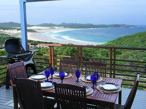 Beach House 7 - Tourism Caloundra 1