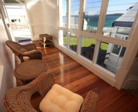Sugarloaf Point Lighthouse Holiday Accommodation - Tourism Caloundra 0