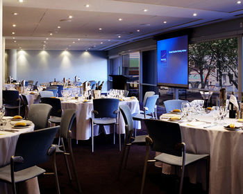 Novotel Sydney Rockford Darling Harbour - Tourism Caloundra 18