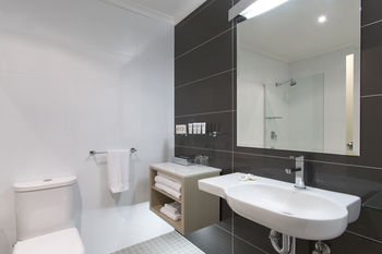 Best Western Plus Apollo International Hotel - Tourism Caloundra 7