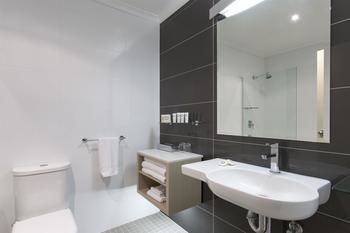 Best Western Plus Apollo International Hotel - Tourism Caloundra 12