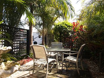 Pigeon House Motor Inn - Tourism Caloundra 4