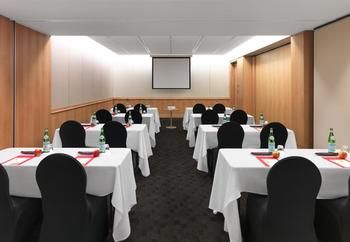 Courtyard By Marriott Sydney-North Ryde - Tourism Caloundra 33