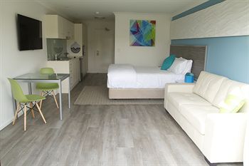 Terrigal Pacific Coastal Retreat - Tourism Caloundra 2
