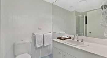 Terrigal Pacific Coastal Retreat - Tourism Caloundra 10