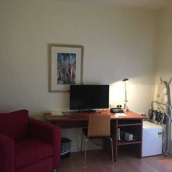 Ramada Encore Dandenong - Tourism Caloundra 12