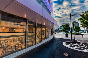Grand Mercure Apartments Docklands - Tourism Caloundra 34