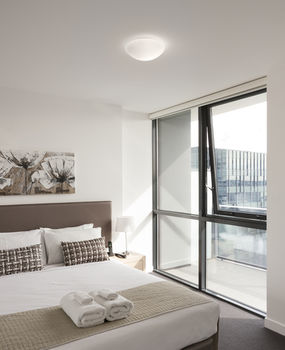Grand Mercure Apartments Docklands - Tourism Caloundra 48