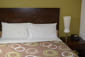 YTI Garden Hotel - Tourism Caloundra 17