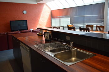 YTI Garden Hotel - Tourism Caloundra 26