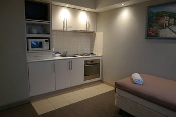 Parkville Place - Tourism Caloundra 4