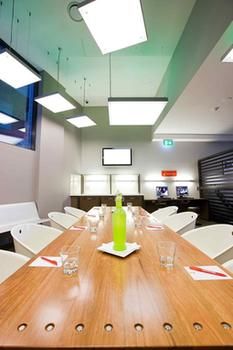 Ibis Sydney King Street Wharf - Tourism Caloundra 25