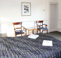 Royal Exhibition Hotel - Tourism Caloundra