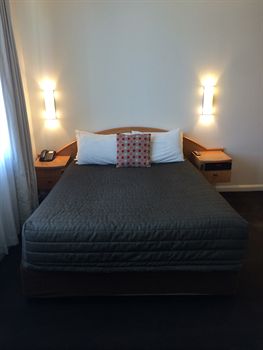 Morgans Boutique Hotel - Tourism Caloundra 3