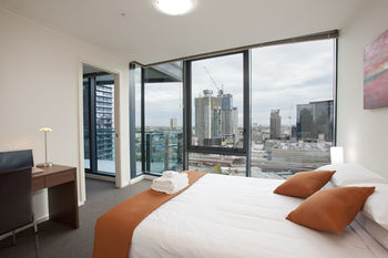 Melbourne Short Stay Apartment At SouthbankOne - Tourism Caloundra 19