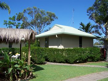 Maroochy River Resort & Bungalows - Tourism Caloundra 15