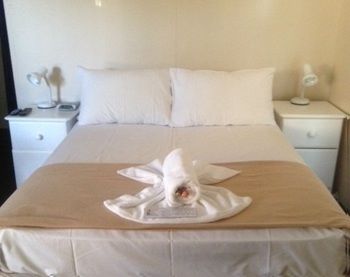 Maroochy River Resort & Bungalows - Tourism Caloundra 22