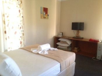 Maroochy River Resort & Bungalows - Tourism Caloundra 25